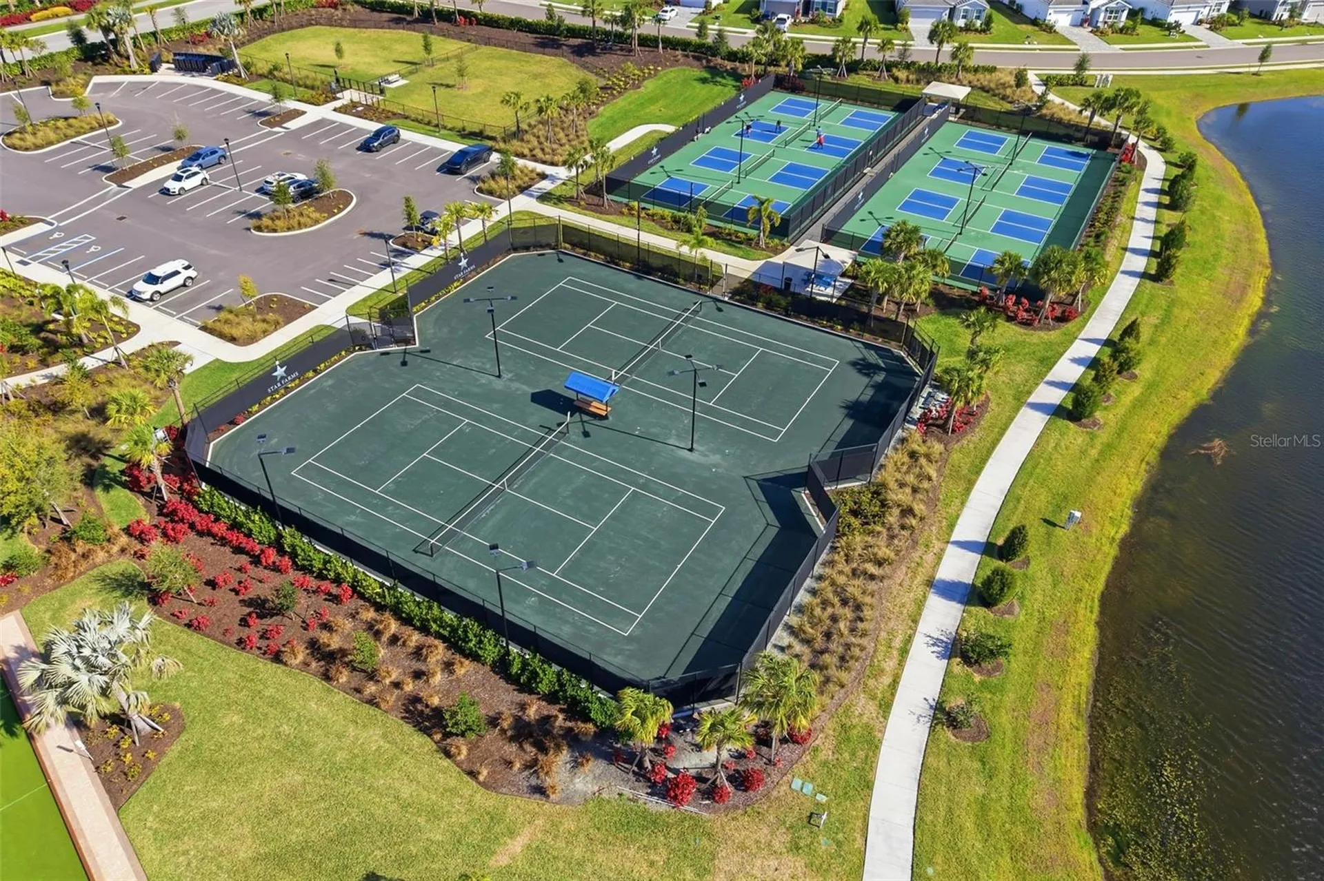 18320 Thistleberry Place Bradenton FL 34211