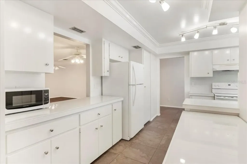 3820 Glen Oaks Manor Drive Sarasota FL 34232