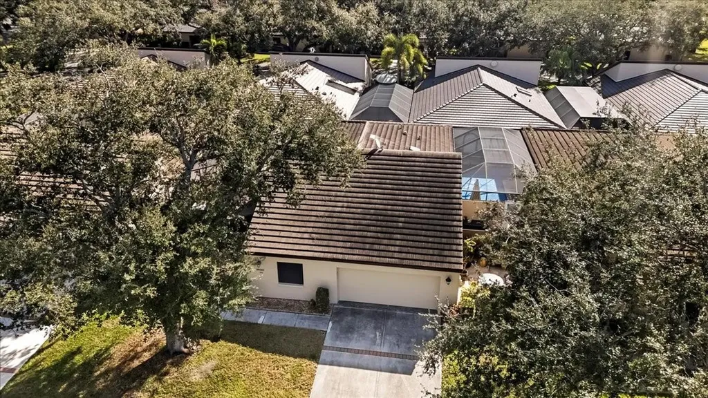 3820 Glen Oaks Manor Drive Sarasota FL 34232