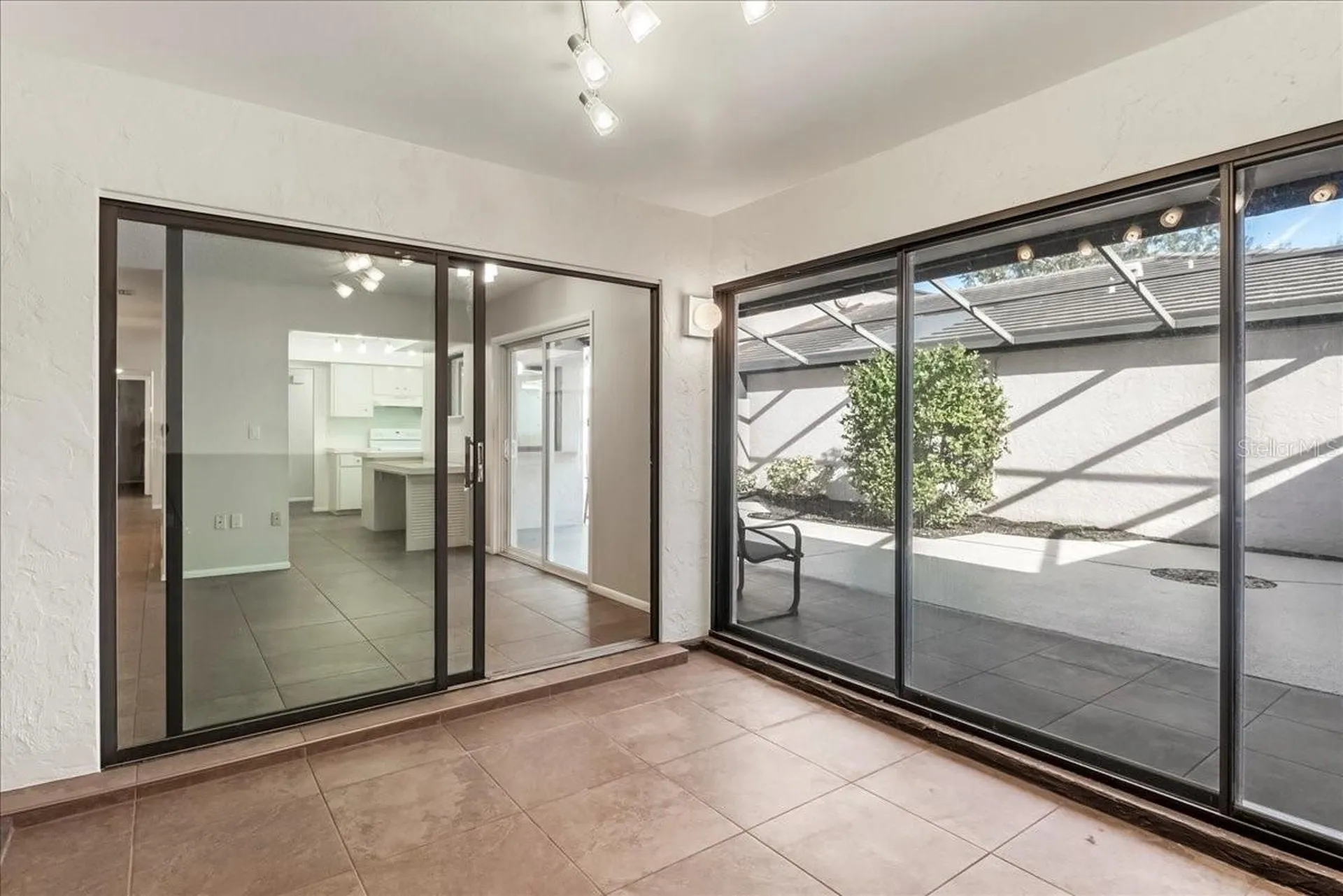 3820 Glen Oaks Manor Drive Sarasota FL 34232