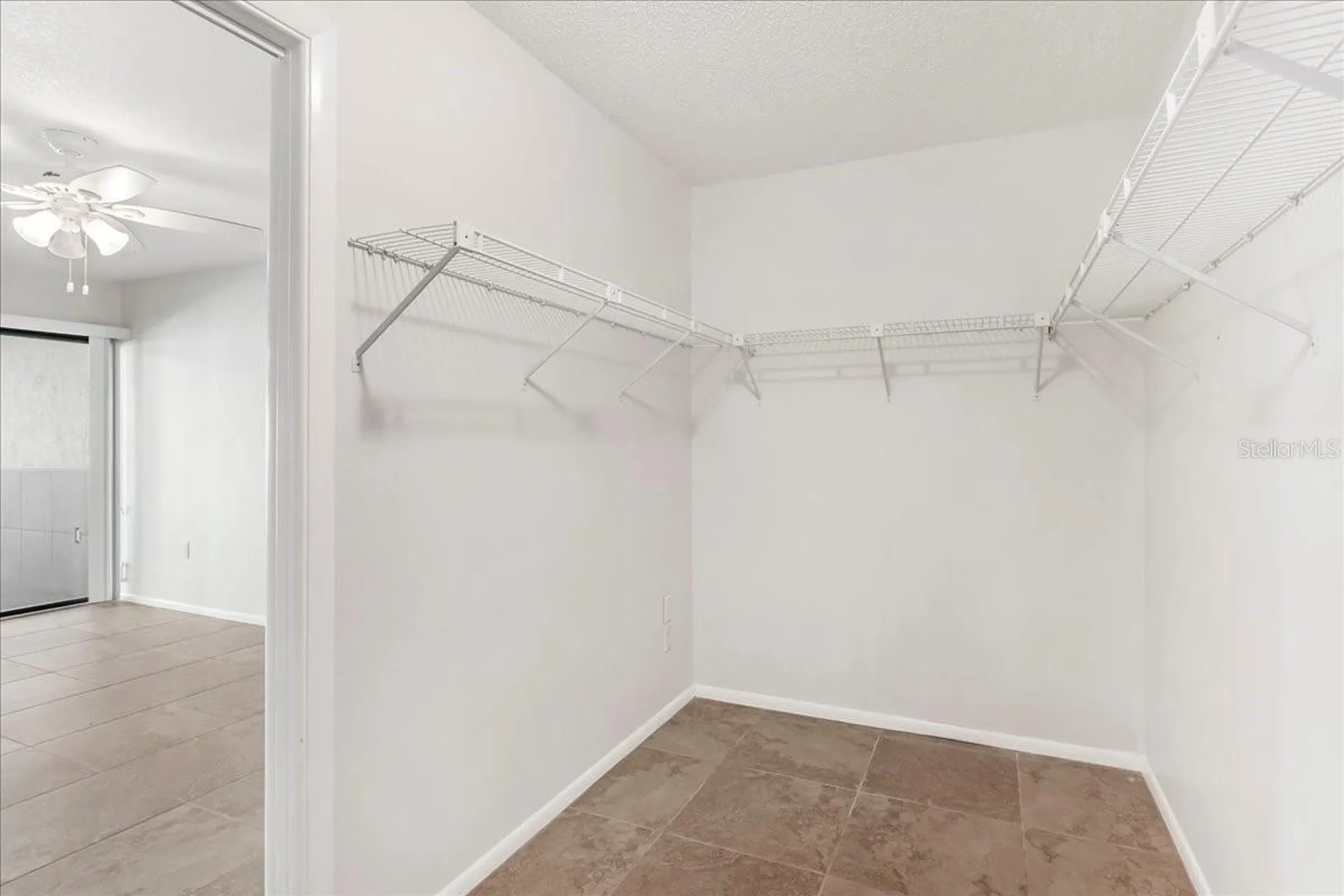 3820 Glen Oaks Manor Drive Sarasota FL 34232
