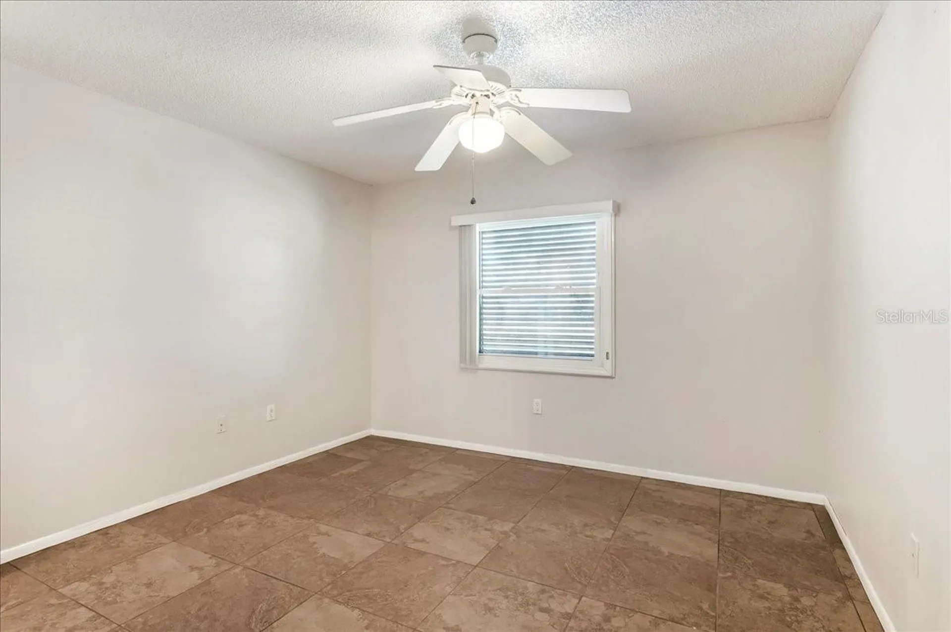 3820 Glen Oaks Manor Drive Sarasota FL 34232
