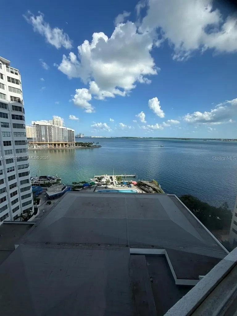 999 Brickell Bay Drive Miami FL 33131