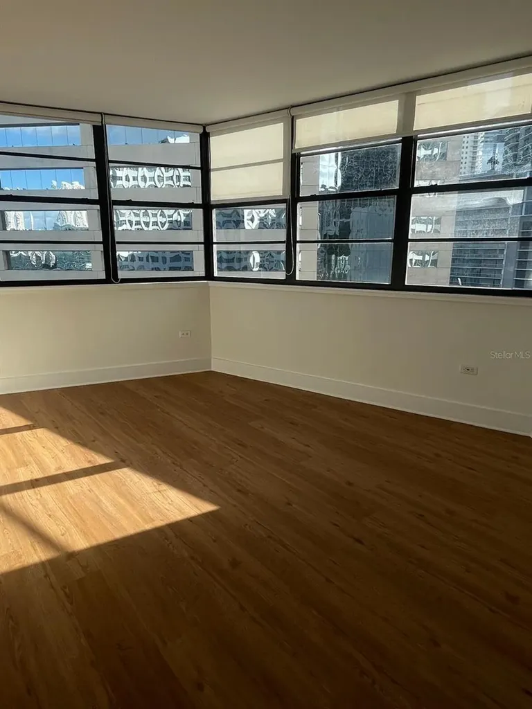 999 Brickell Bay Drive Miami FL 33131