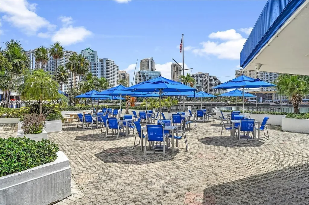 999 Brickell Bay Drive Miami FL 33131