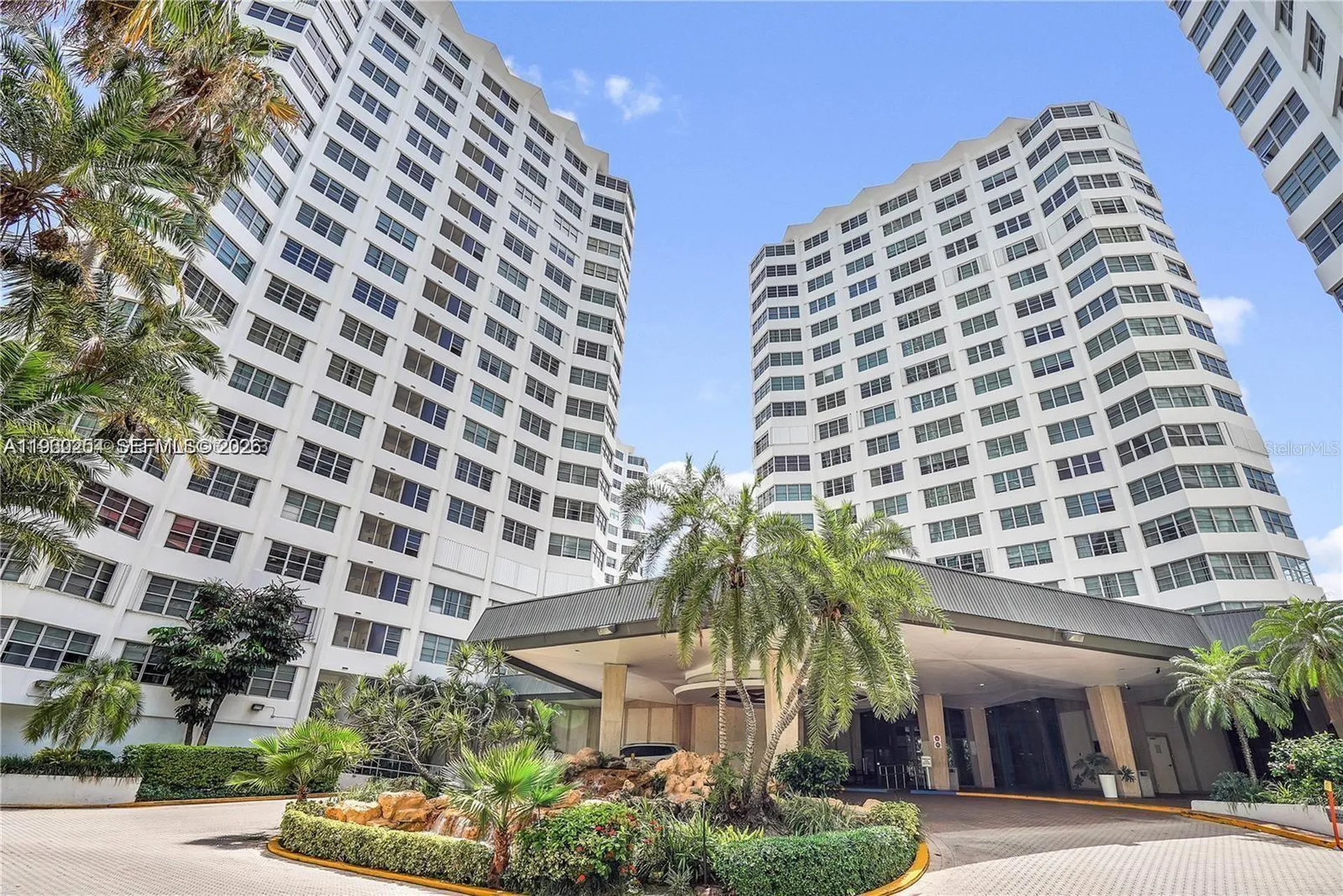 999 Brickell Bay Drive Miami FL 33131