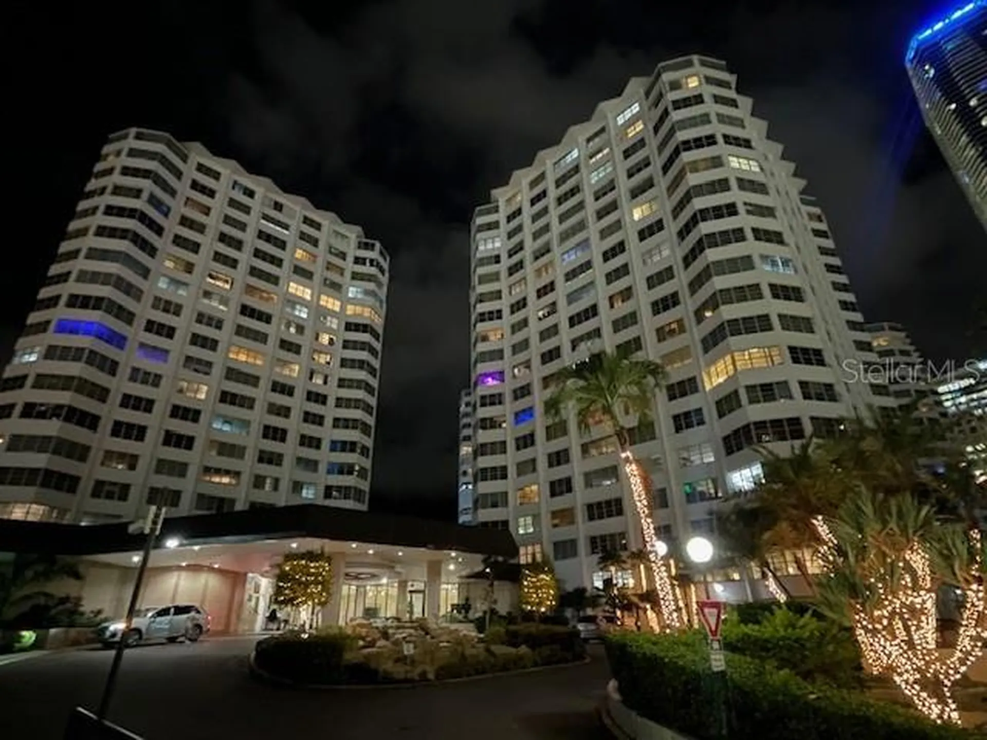 999 Brickell Bay Drive Miami FL 33131