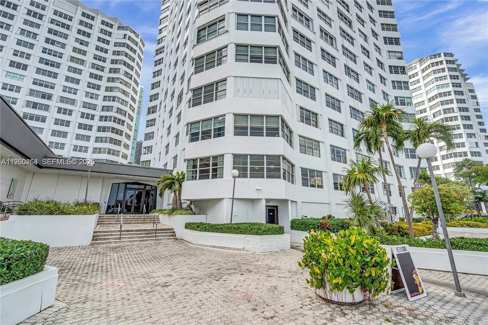999 Brickell Bay Drive Miami FL 33131