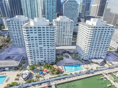 999 Brickell Bay Drive Miami FL 33131