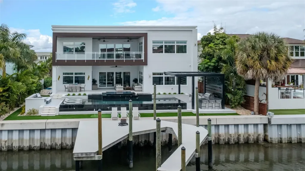 4936 W San Rafael Street Tampa FL 33629