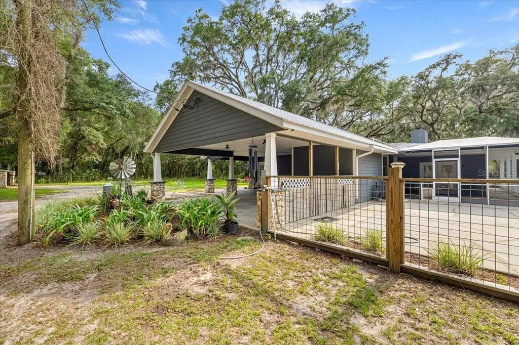 23461 SW 118th Street Dunnellon FL 34431