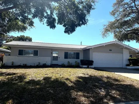 2077 Envoy Court Clearwater FL 33764