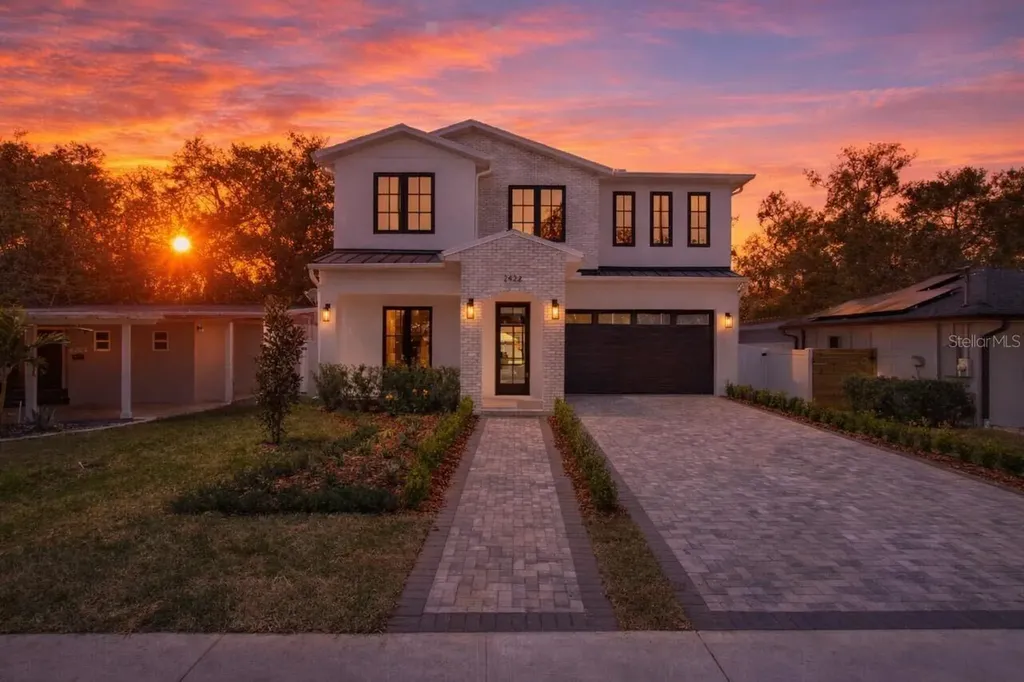 2422 Musselwhite Avenue Orlando FL 32804