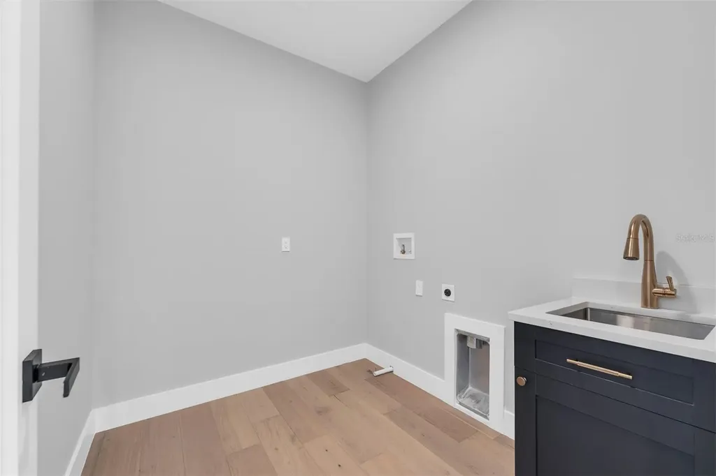 2422 Musselwhite Avenue Orlando FL 32804