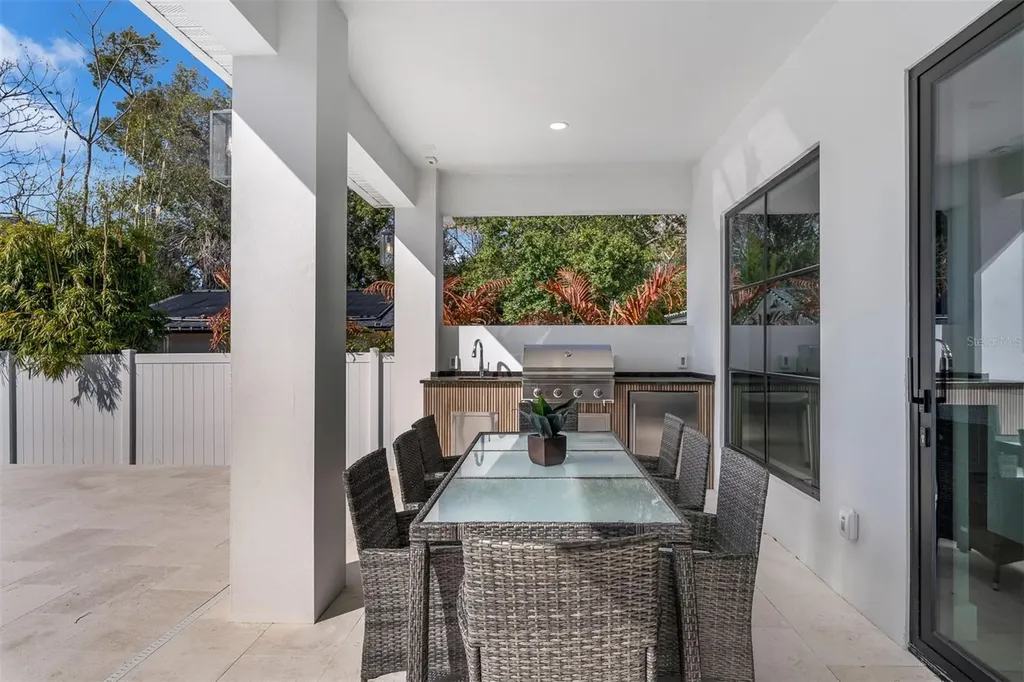 2422 Musselwhite Avenue Orlando FL 32804