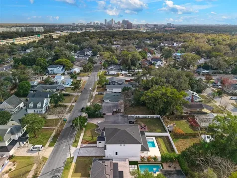 2422 Musselwhite Avenue Orlando FL 32804