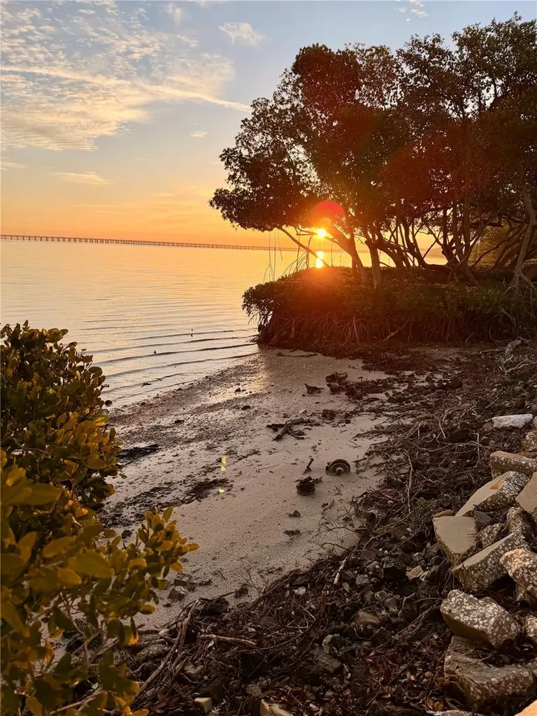 2980 Haines Bayshore Road Clearwater FL 33760