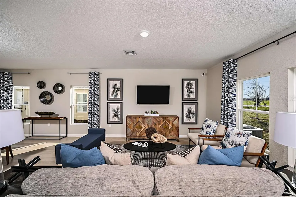 36680 Sagemoor Drive Zephyrhills FL 33541