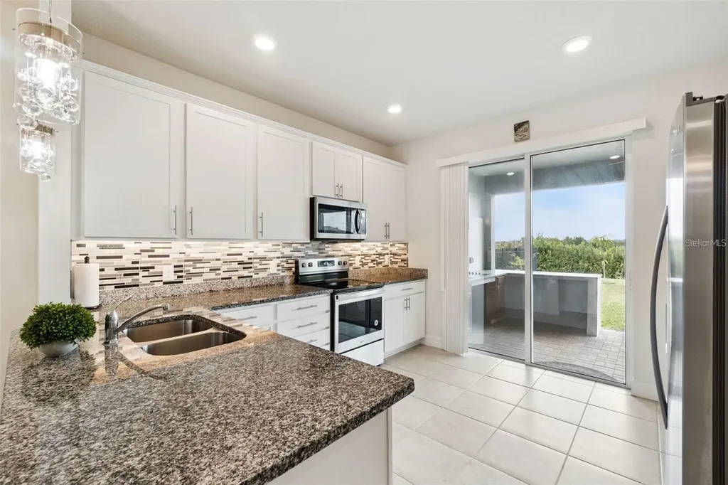 2282 Nuthatch Street St Cloud FL 34771