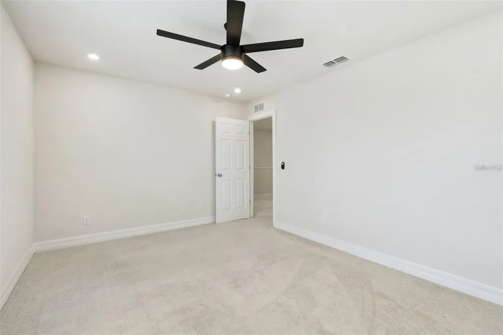 2282 Nuthatch Street St Cloud FL 34771