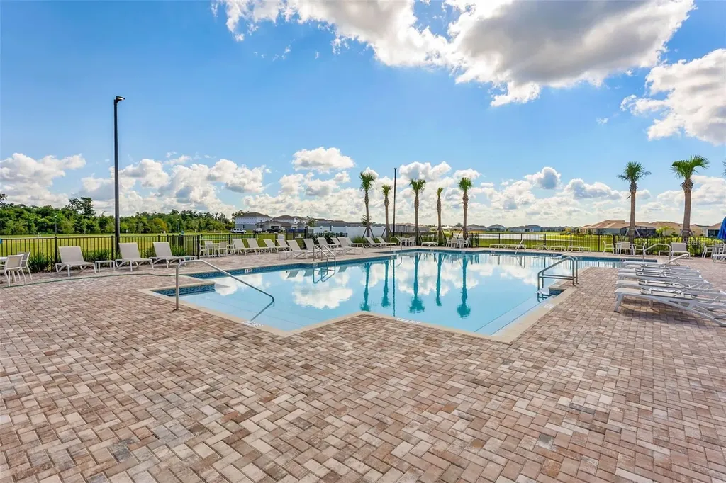 2282 Nuthatch Street St Cloud FL 34771