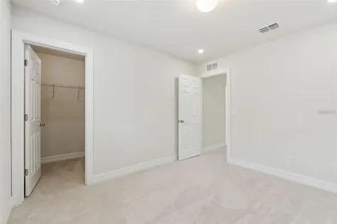 2282 Nuthatch Street St Cloud FL 34771