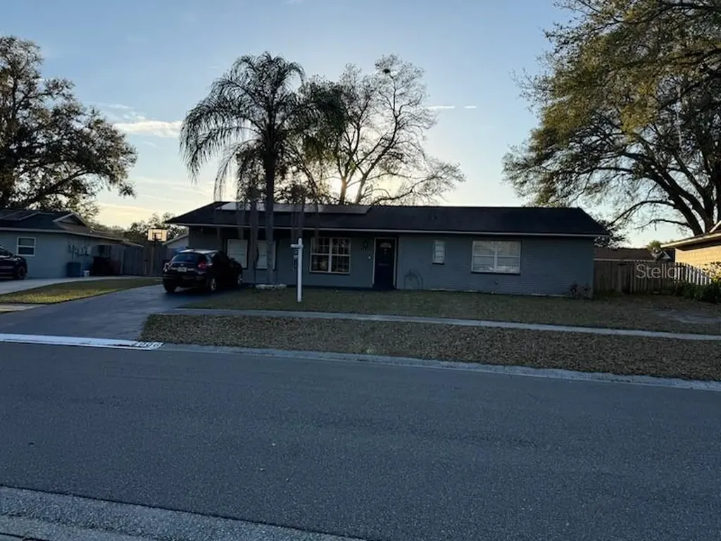 4906 Presidential Street Seffner FL 33584