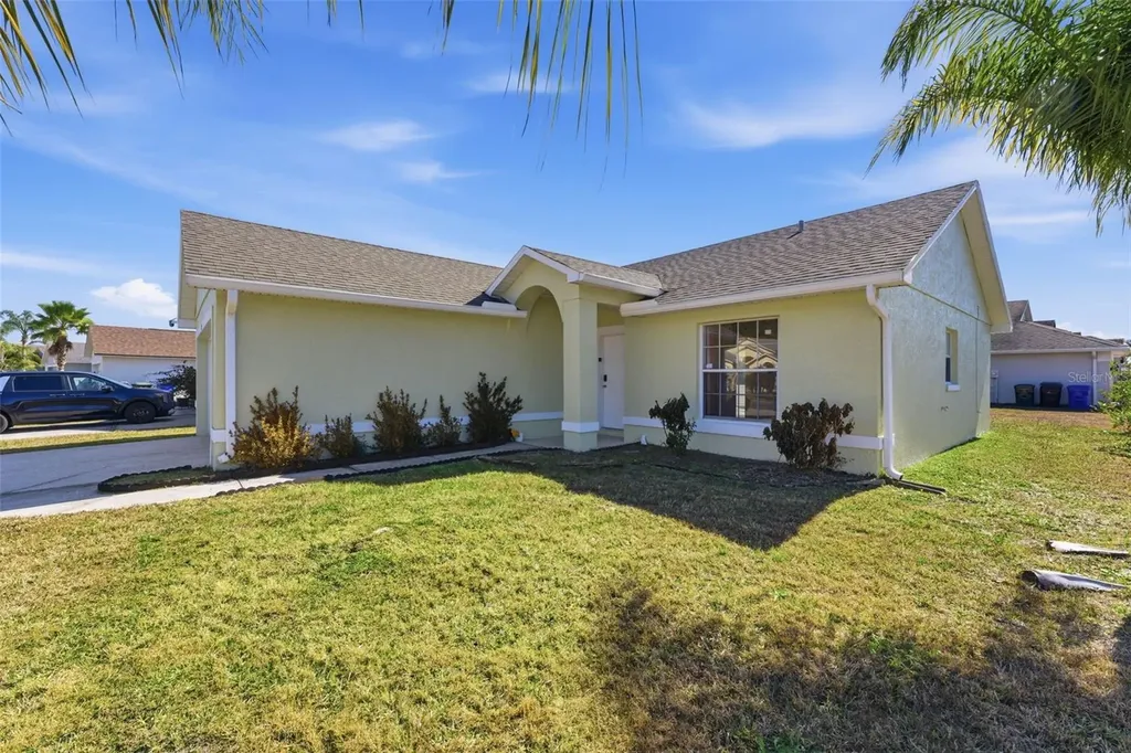 1043 Soaring Eagle Lane Kissimmee FL 34746