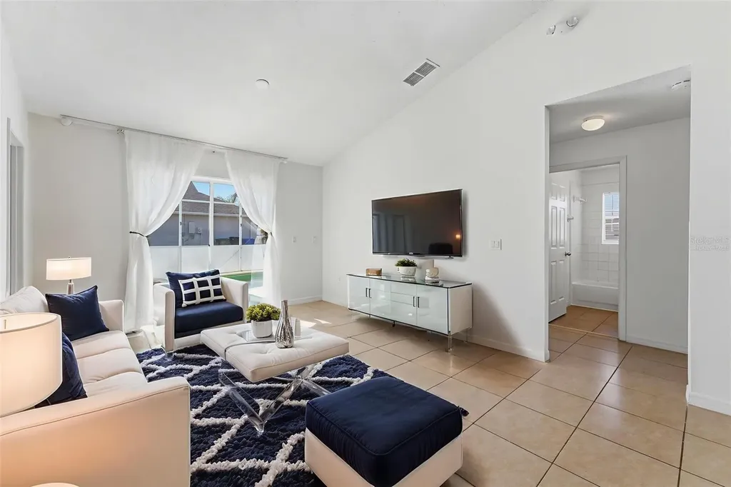 1043 Soaring Eagle Lane Kissimmee FL 34746