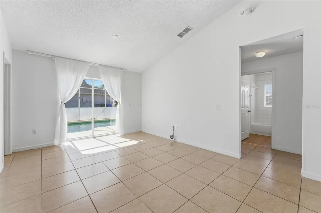 1043 Soaring Eagle Lane Kissimmee FL 34746