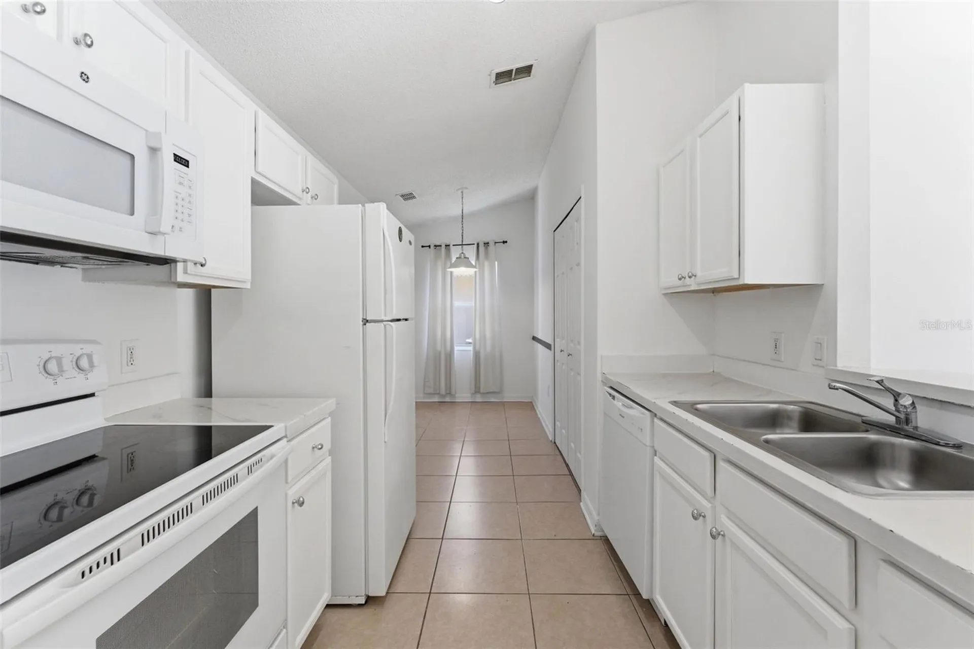 1043 Soaring Eagle Lane Kissimmee FL 34746