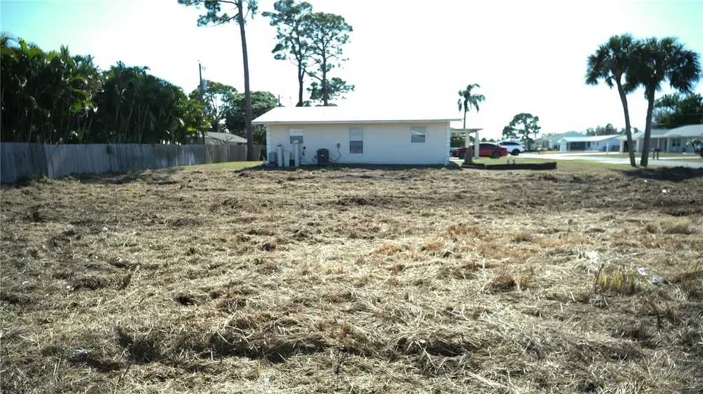 Mohawk Road Venice FL 34293