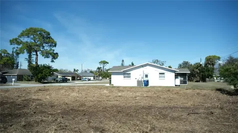 Mohawk Road Venice FL 34293