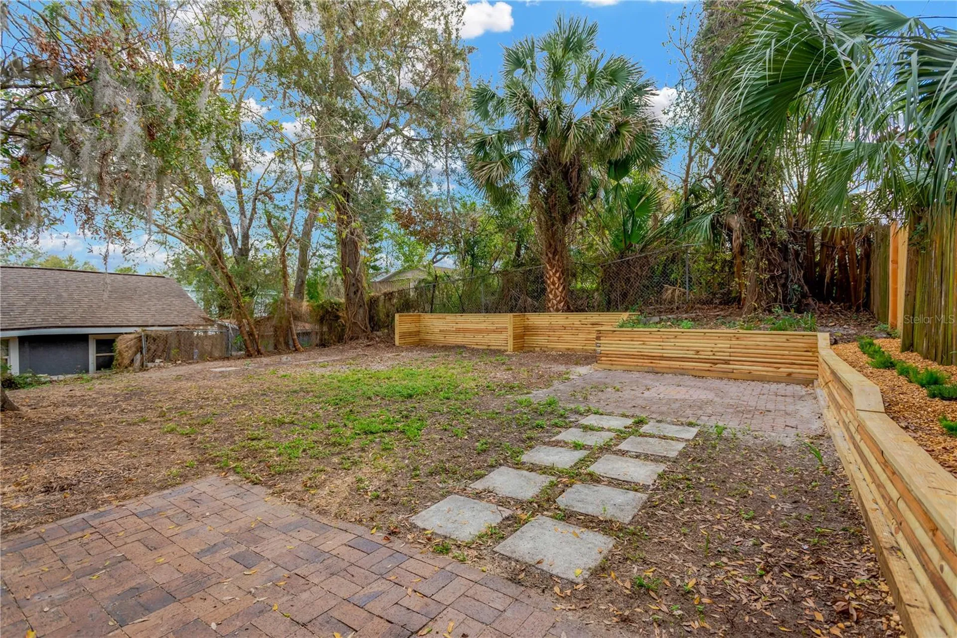 8405 N Alaska Street Tampa FL 33604