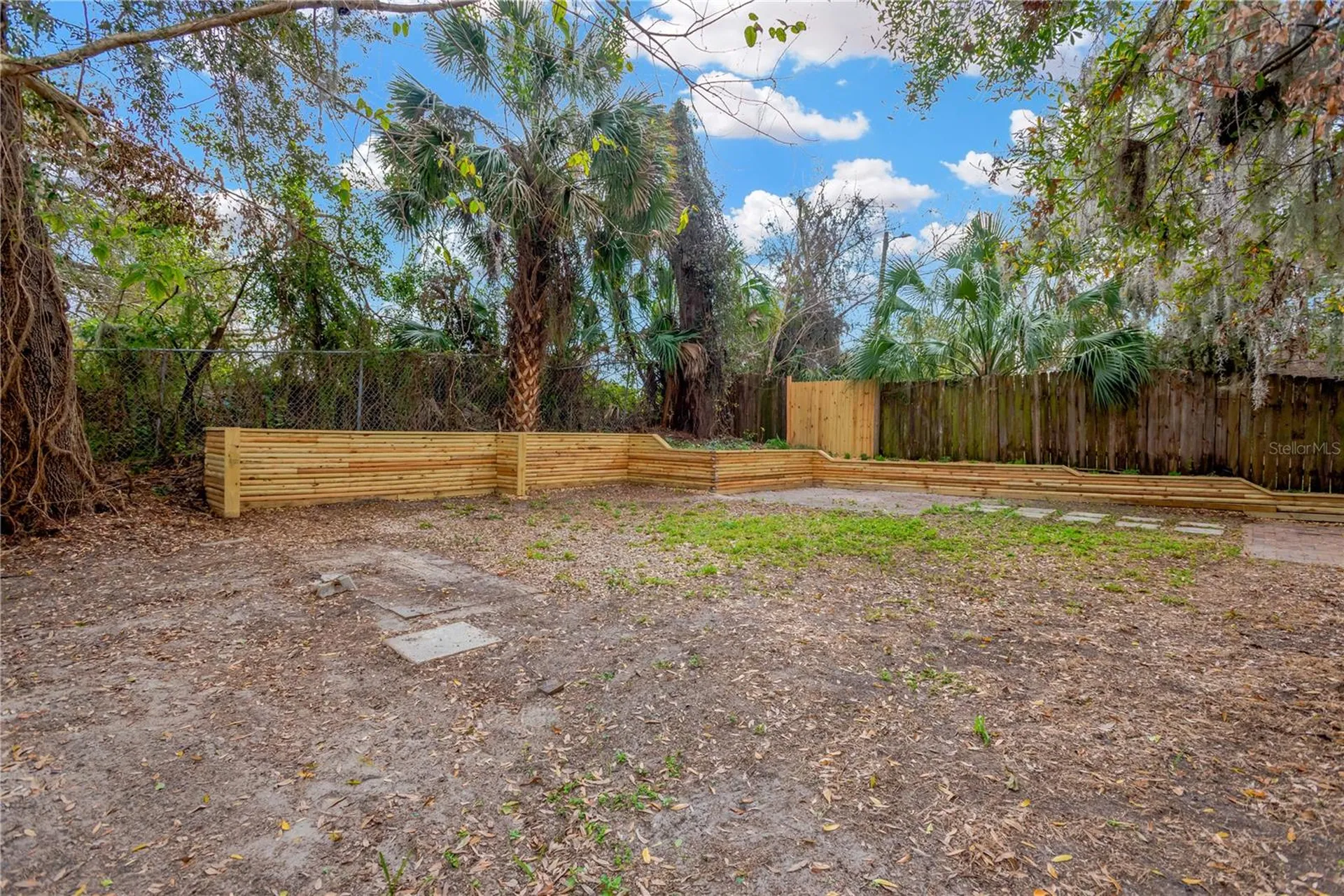 8405 N Alaska Street Tampa FL 33604