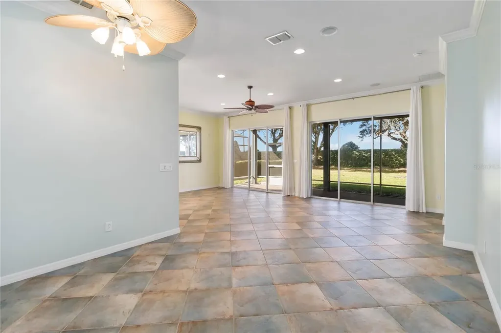 129 Crepe Myrtle Drive Groveland FL 34736
