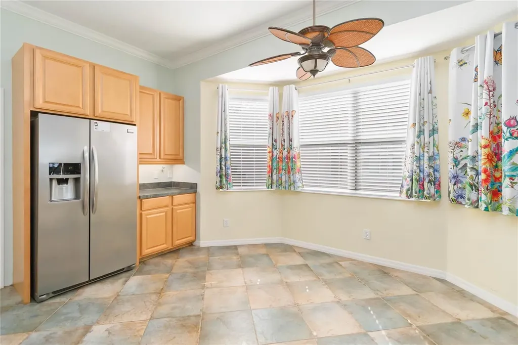 129 Crepe Myrtle Drive Groveland FL 34736