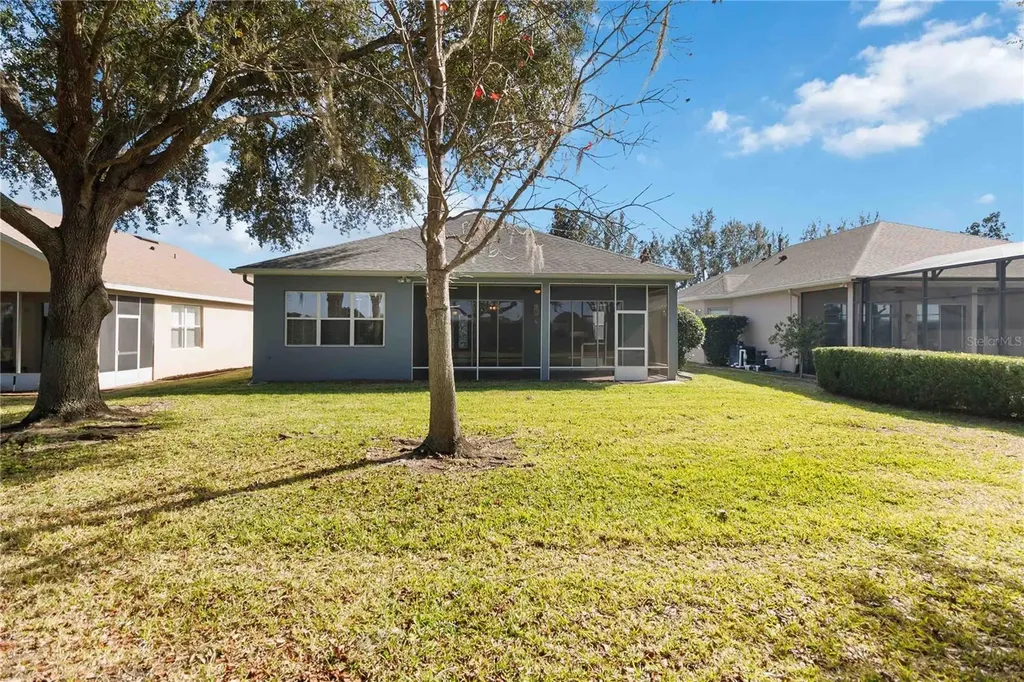 129 Crepe Myrtle Drive Groveland FL 34736