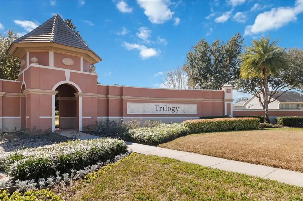 129 Crepe Myrtle Drive Groveland FL 34736
