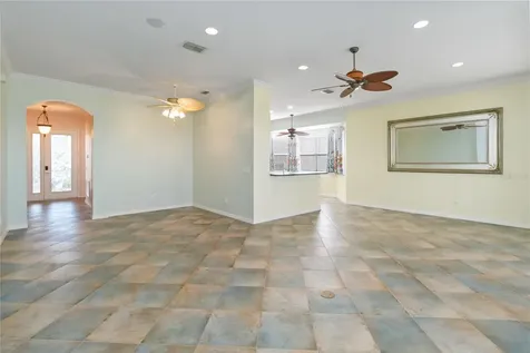 129 Crepe Myrtle Drive Groveland FL 34736
