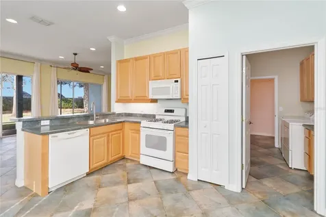 129 Crepe Myrtle Drive Groveland FL 34736