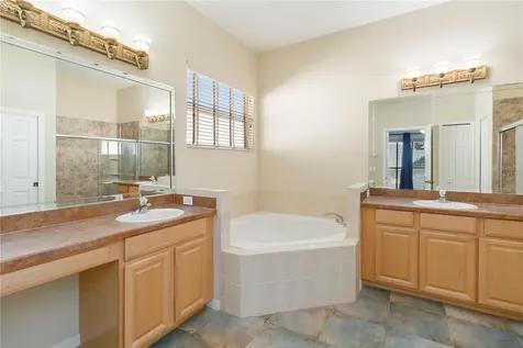 129 Crepe Myrtle Drive Groveland FL 34736
