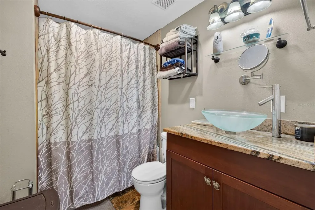 6724 Amundson Street Tampa FL 33634