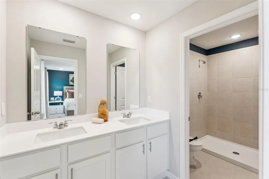 2295 Red Pine Court Eustis FL 32726