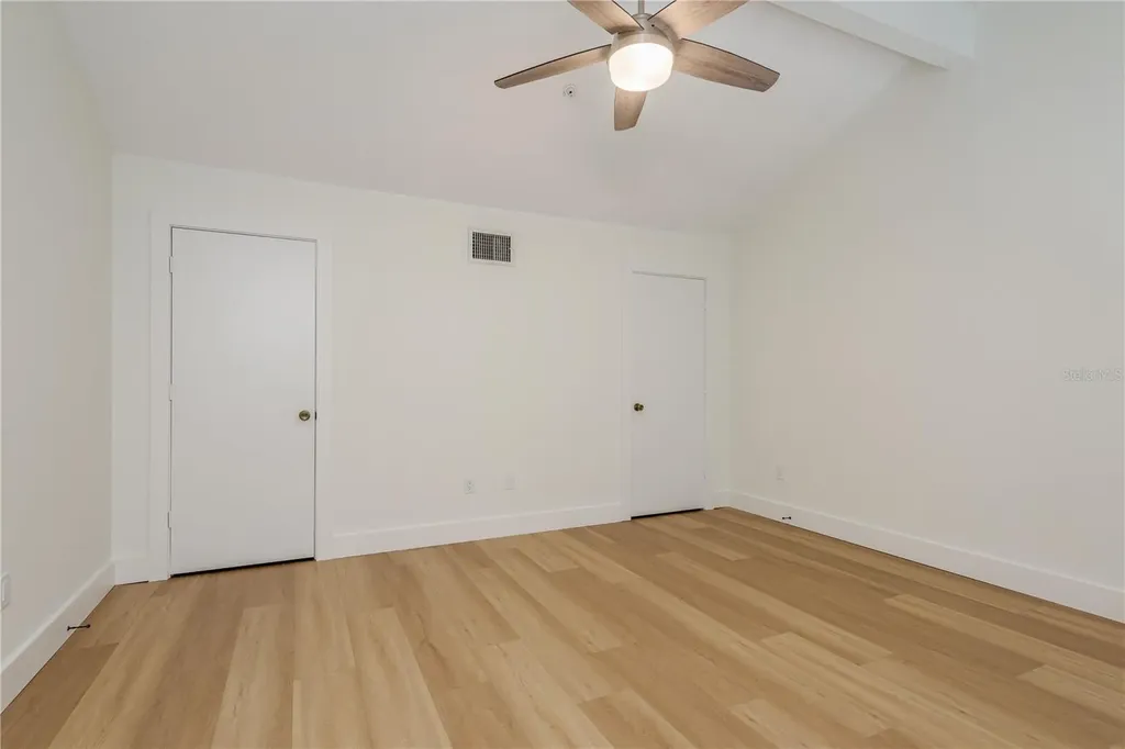 320 Island Way Clearwater Beach FL 33767