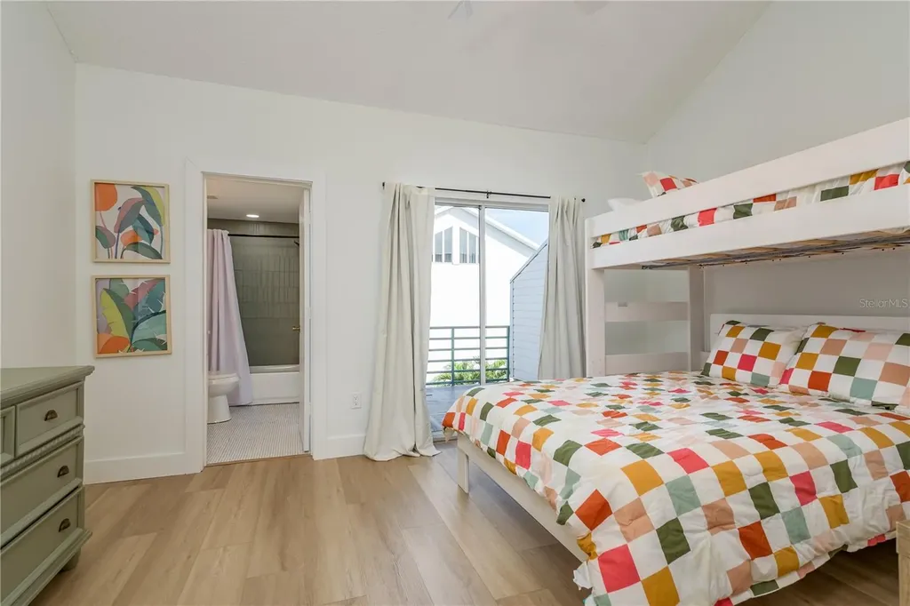 320 Island Way Clearwater Beach FL 33767