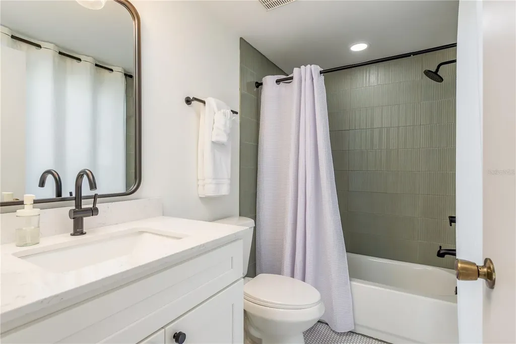 320 Island Way Clearwater Beach FL 33767