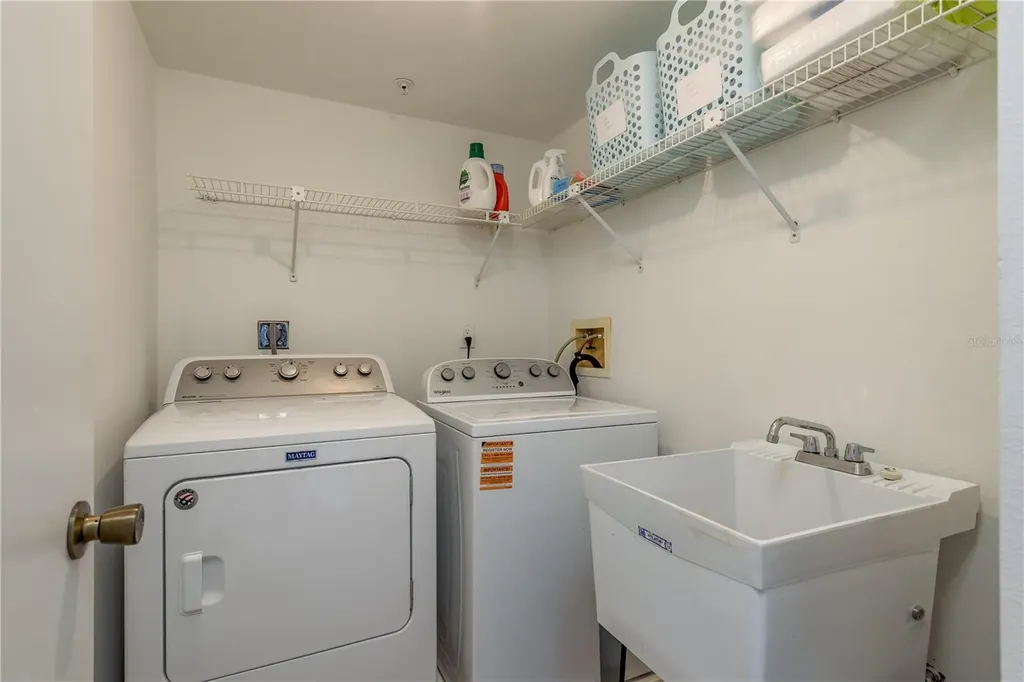 320 Island Way Clearwater Beach FL 33767