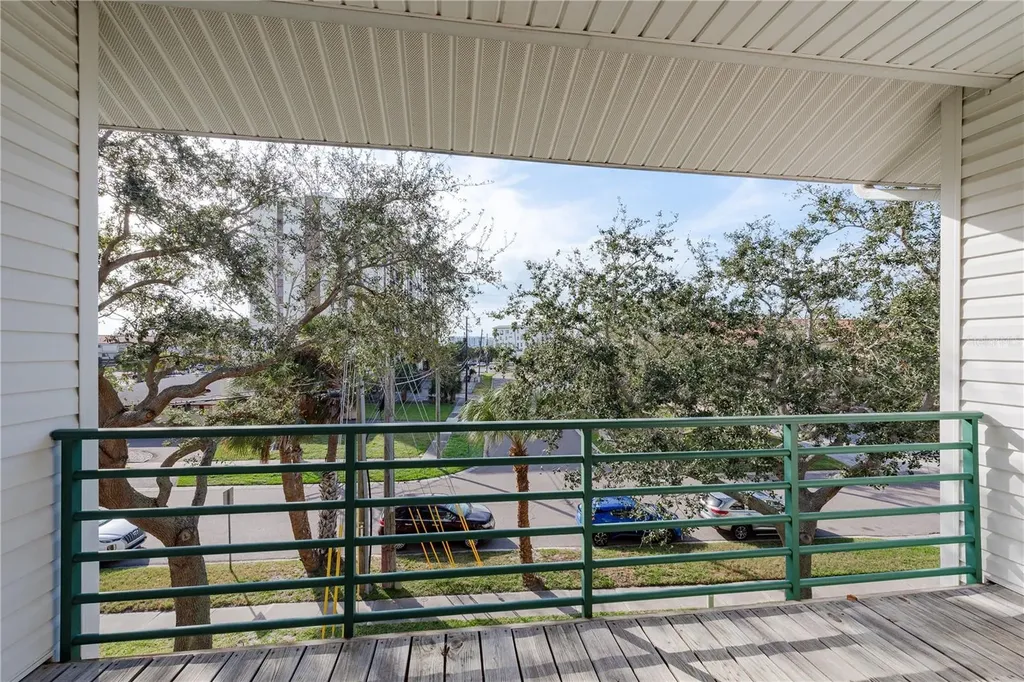 320 Island Way Clearwater Beach FL 33767