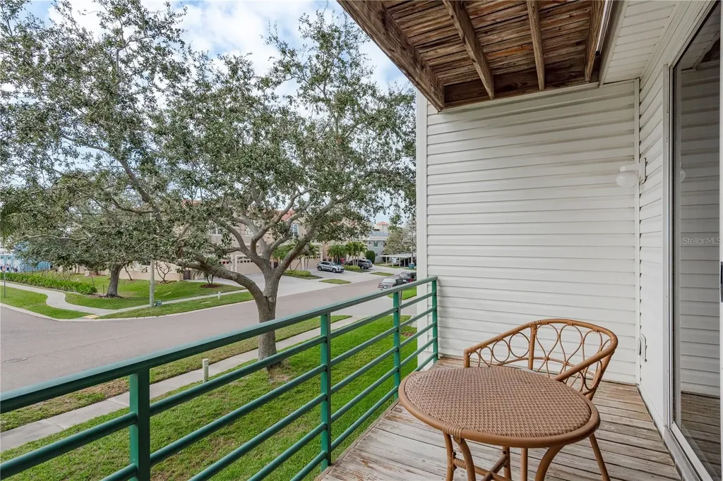 320 Island Way Clearwater Beach FL 33767